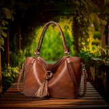 Lydia – elegantiška ir nesenstanti rankinė per petį