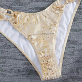 Antoanela – Bikini su metaliniu užsegimu" could be rewritten as "Antoanela – Bikini su metaliniu užsegimu