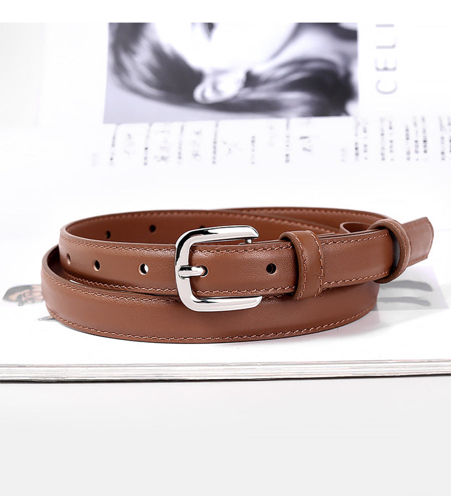 Silvana – Klasikinis diržas su kvadratine sagtimi" could be rewritten as "Silvana – Classic Belt with Square Buckle.