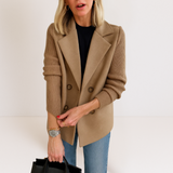 Elena - Prabangus Kasualus Švarkas" could be rewritten as "Elena - Elegant Casual Blazer.