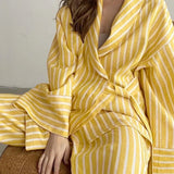 Dana Set Elegant și Confortabil