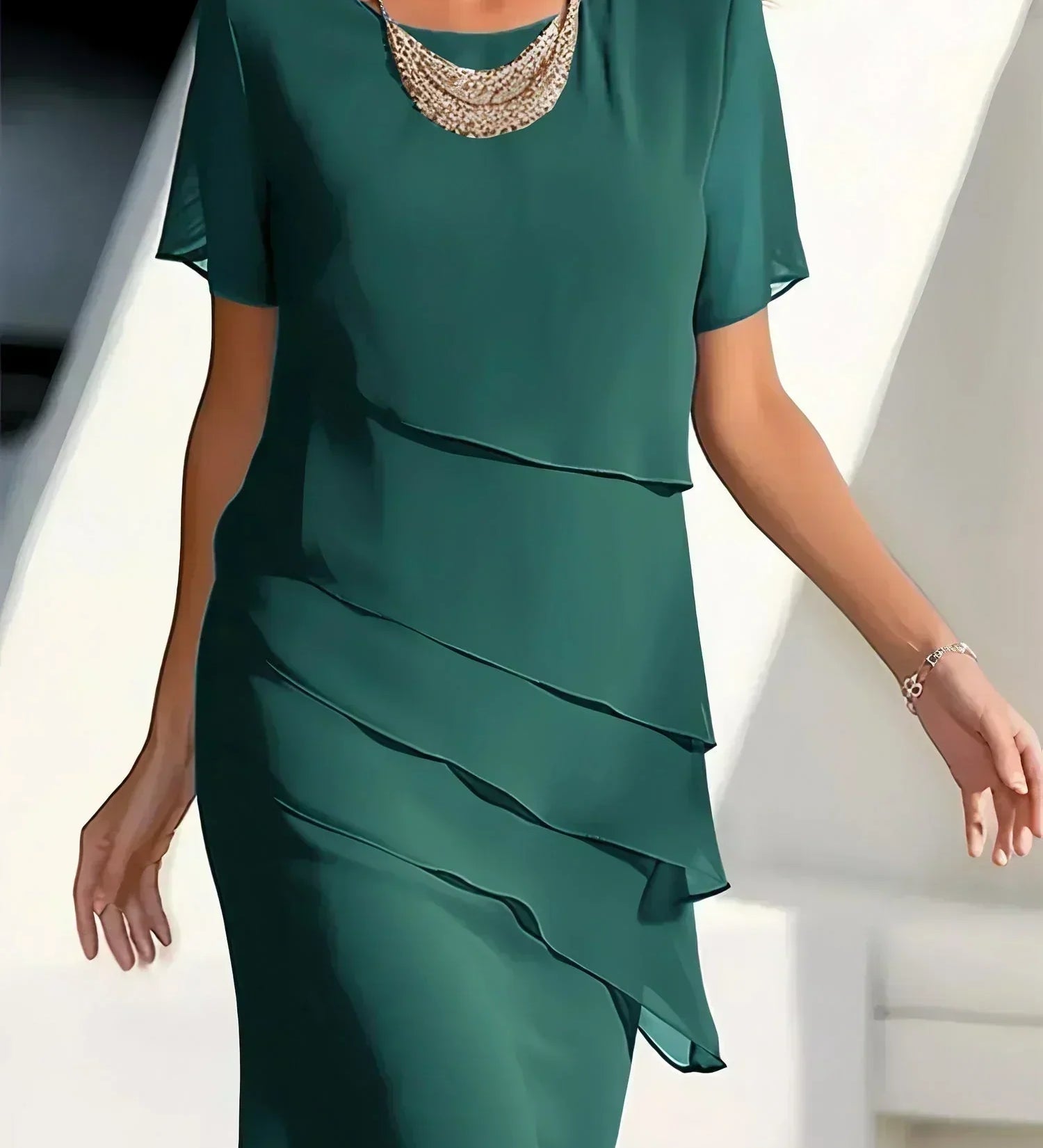 Juna – Rochie Midi din Chiffon Stratificată, Feminină și Elegantă