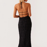 Cătălina – Juoda halter stiliaus maxi suknelė