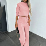 Nadia – elegantiškas dviejų dalių kostiumėlis