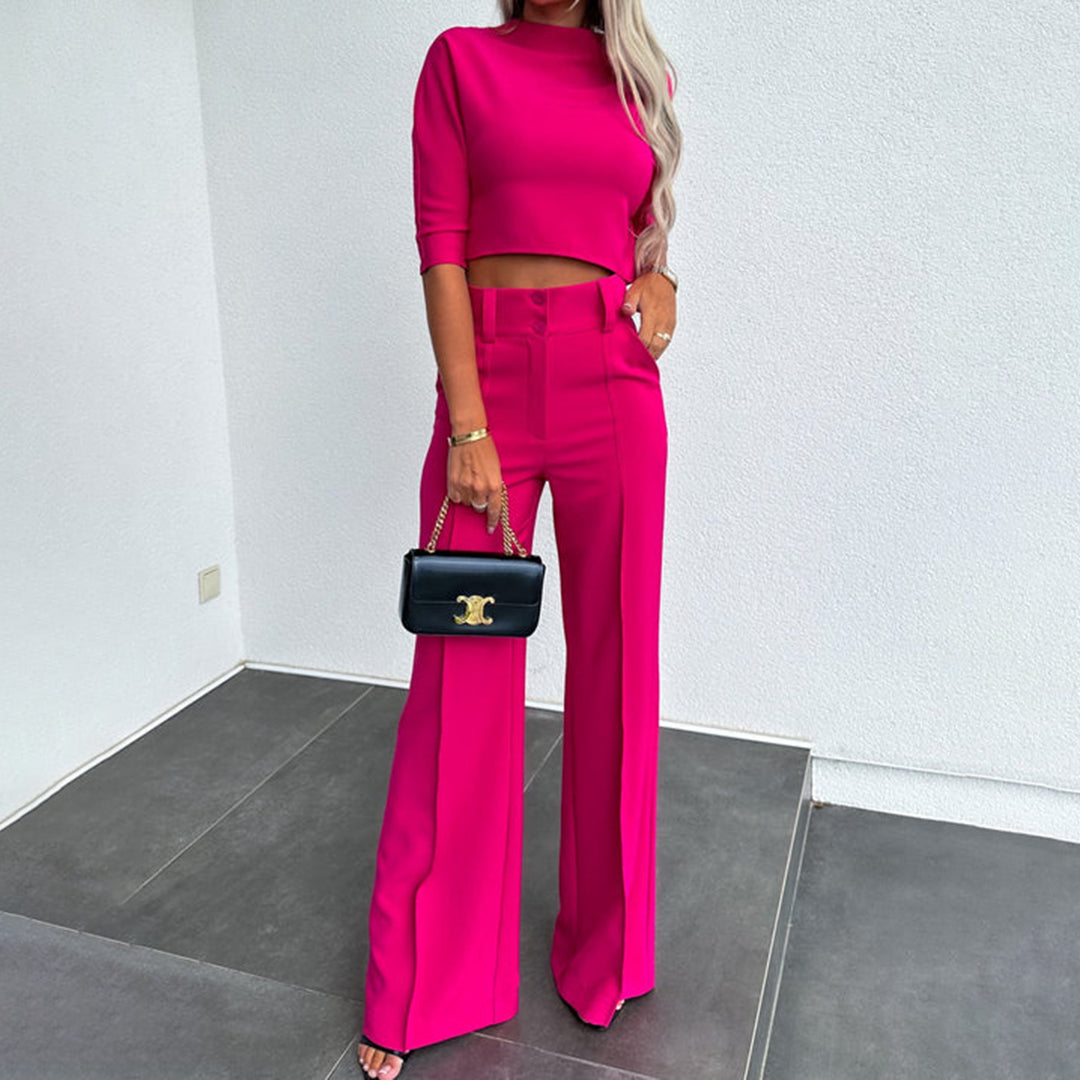 Nadia – elegantiškas dviejų dalių kostiumėlis