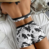 Emilia – Set Bikini cu Top Halter și Șorturi cu Talie Înaltă