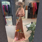 Zoe – Boho Stiliaus Maxi Suknelė su Išskirtiniais Siuvinėjimais
