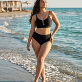Viorica – Formą Pabrėžiantis Maudymosi Kostiumėlis