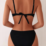 Elena – Costum de baie cu detalii moderne